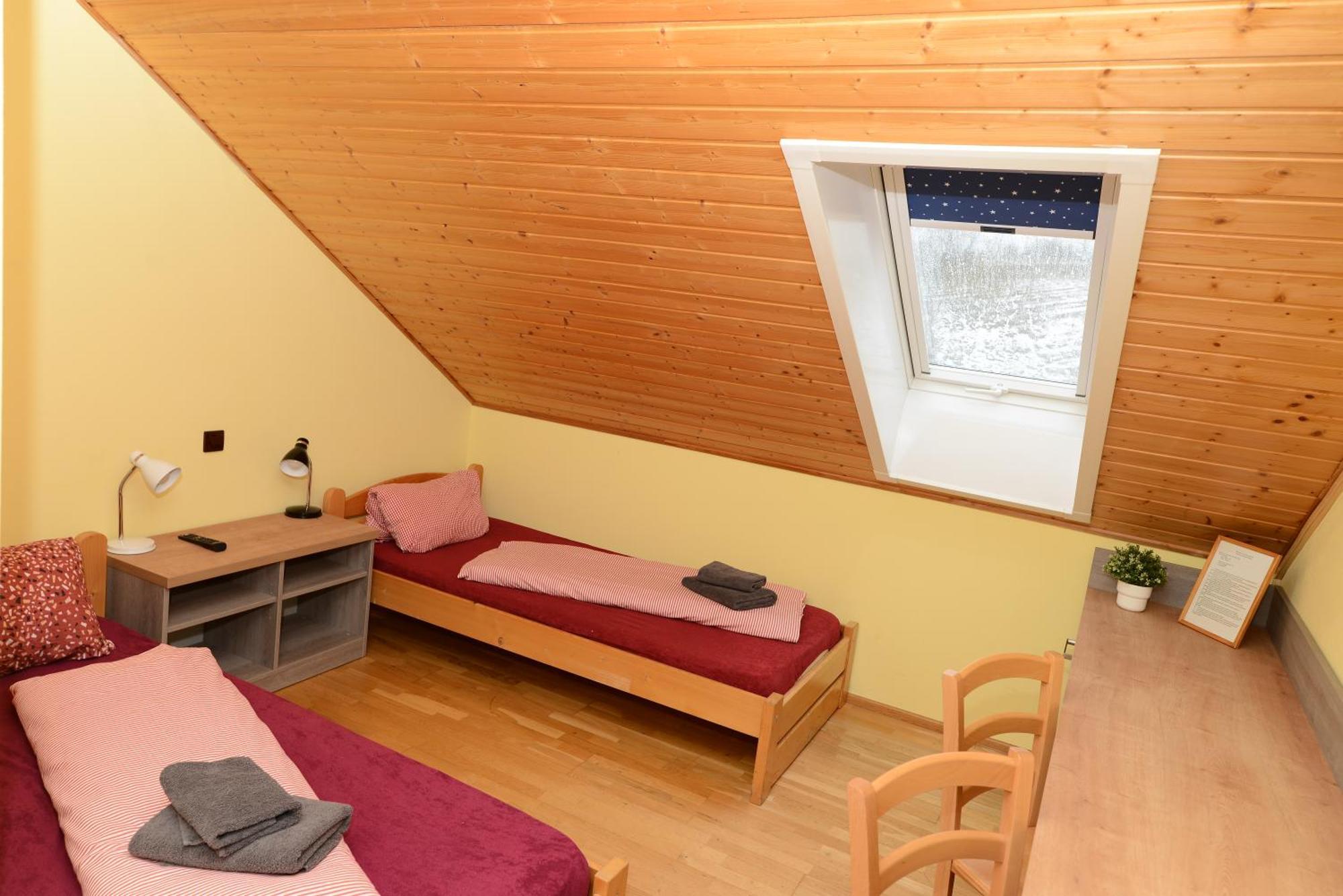 Podvesky Mlyn Hotell Tlumacov Exteriör bild